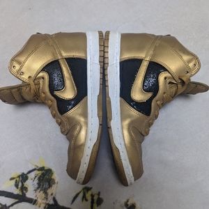 Nike Dunk High black and gold glitter size 7.5